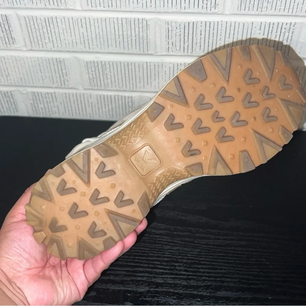 VEJA VENTURI WHITE PIERRE NATURAL